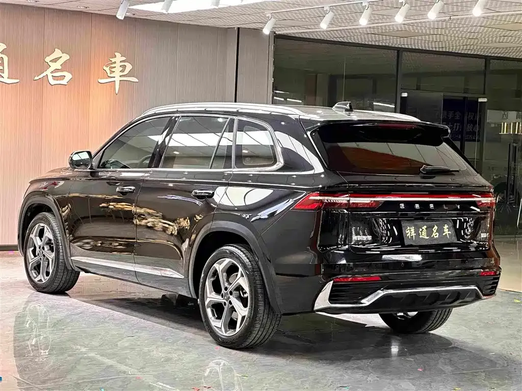 Geely Xingyue L — фото 9