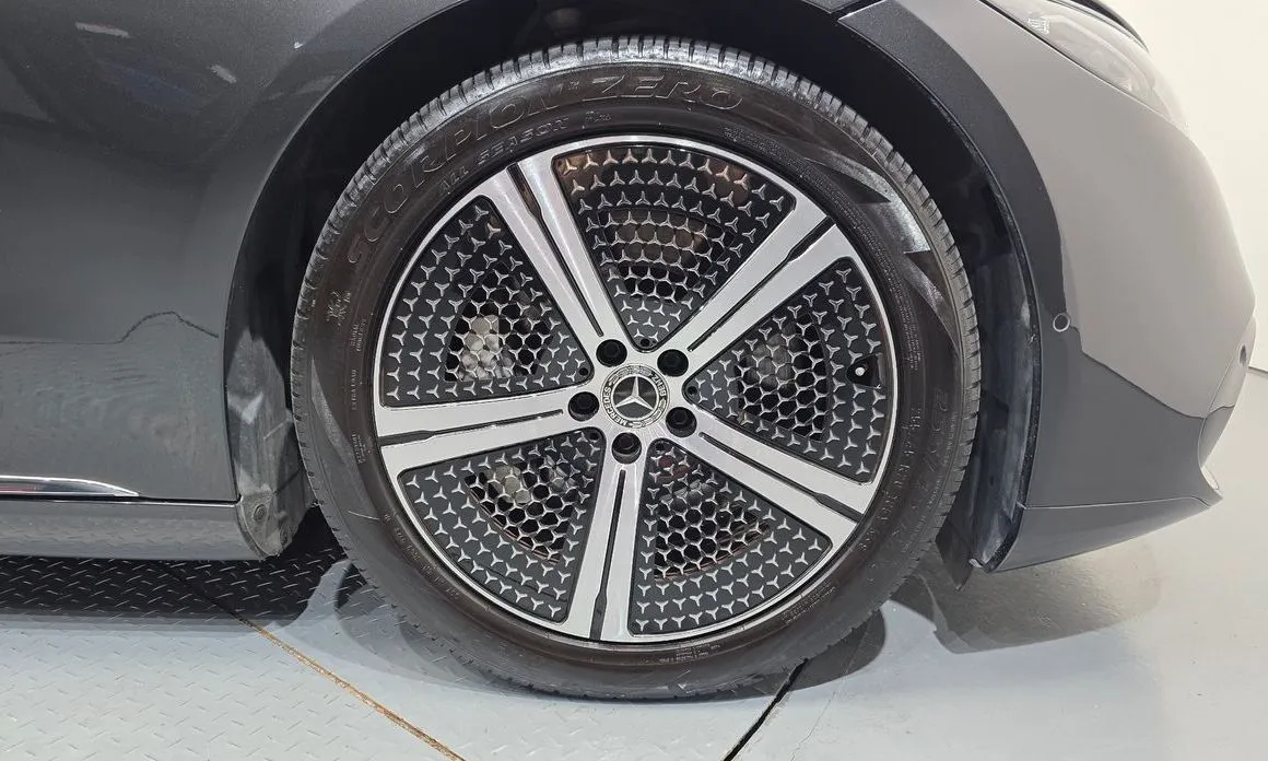 Mercedes-Benz EQS 2022 из KR, фото 8