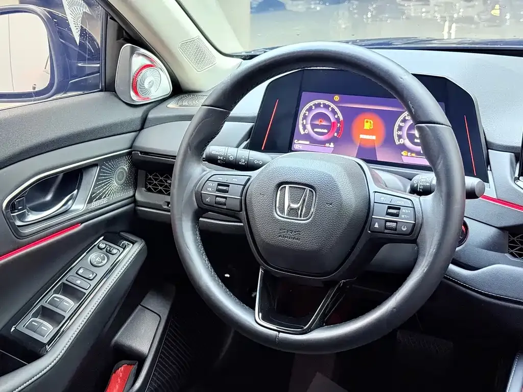 Honda Accord — фото 9