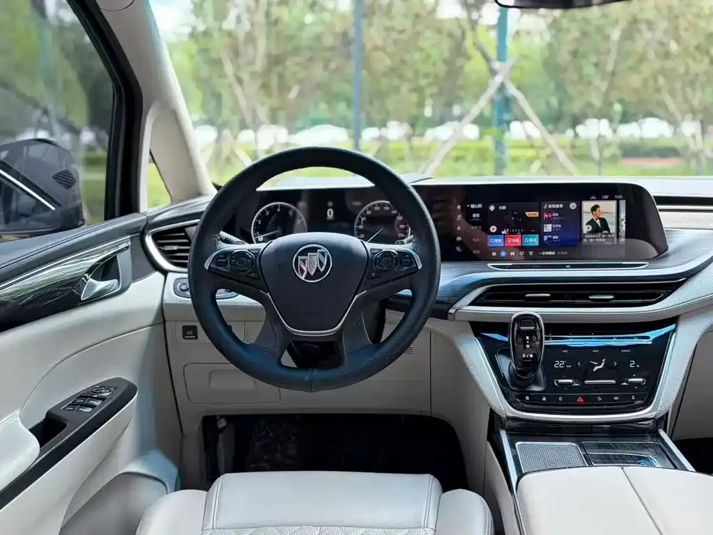 Buick GL8 2023 из CN, фото 6