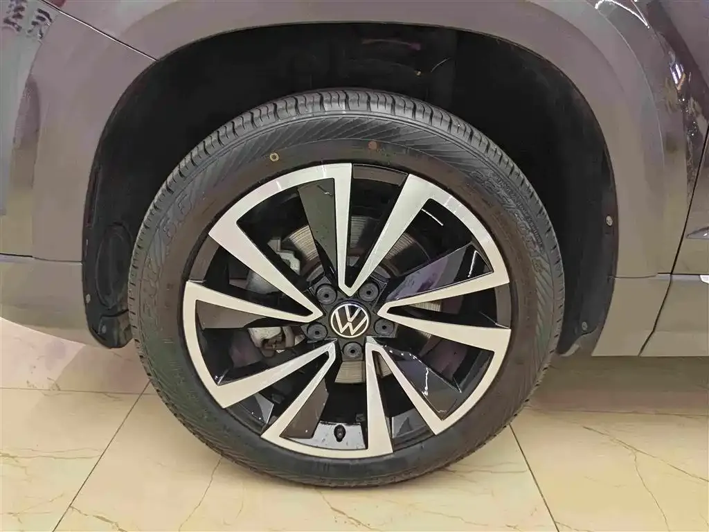 Volkswagen Tharu — фото 5