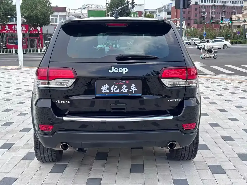 Jeep Grand Cherokee (Import) — фото 7