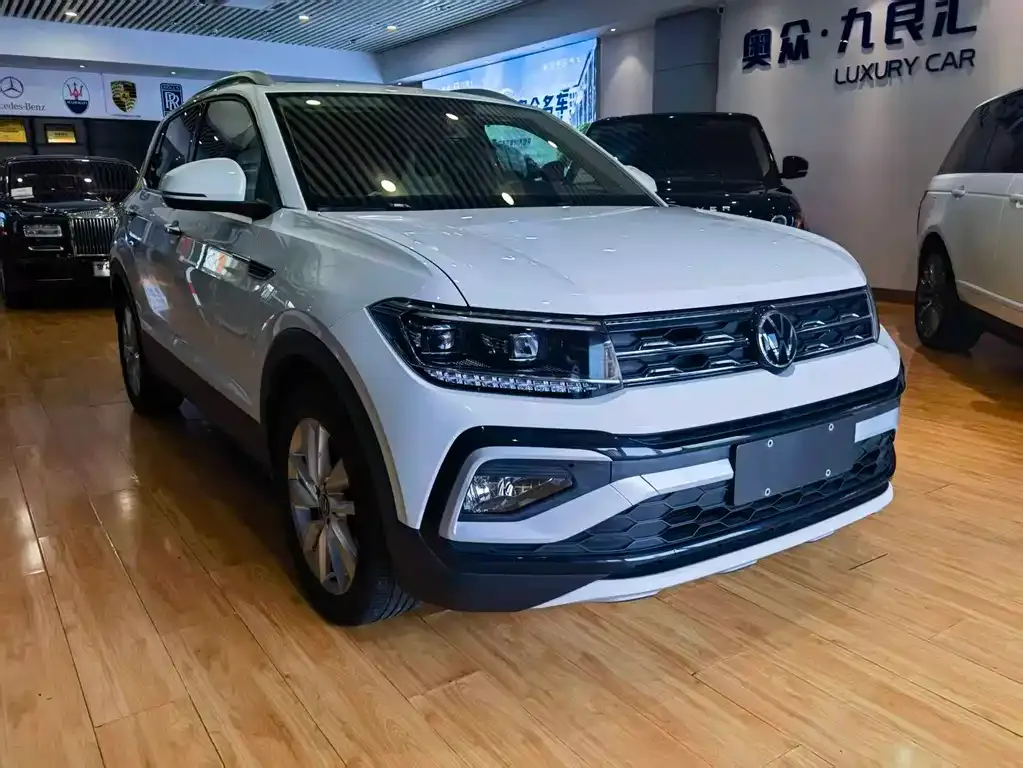 Volkswagen T-Cross — фото 8