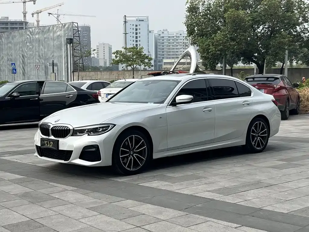 BMW 3 Series — фото 1
