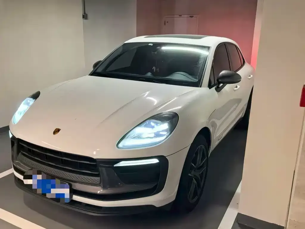 Porsche Macan — фото 1