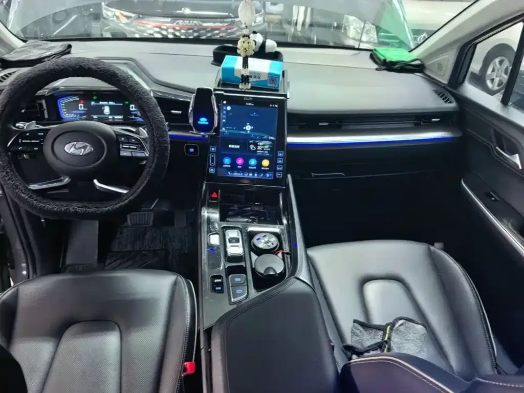 Hyundai Custo — фото 4