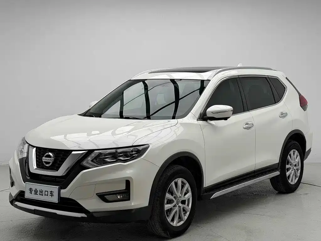 Nissan X-Trail — фото 1