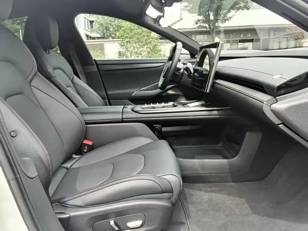 Xiaomi SU7 — фото 5