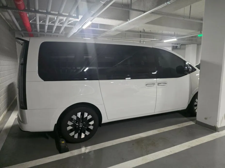 Hyundai Staria — фото 2