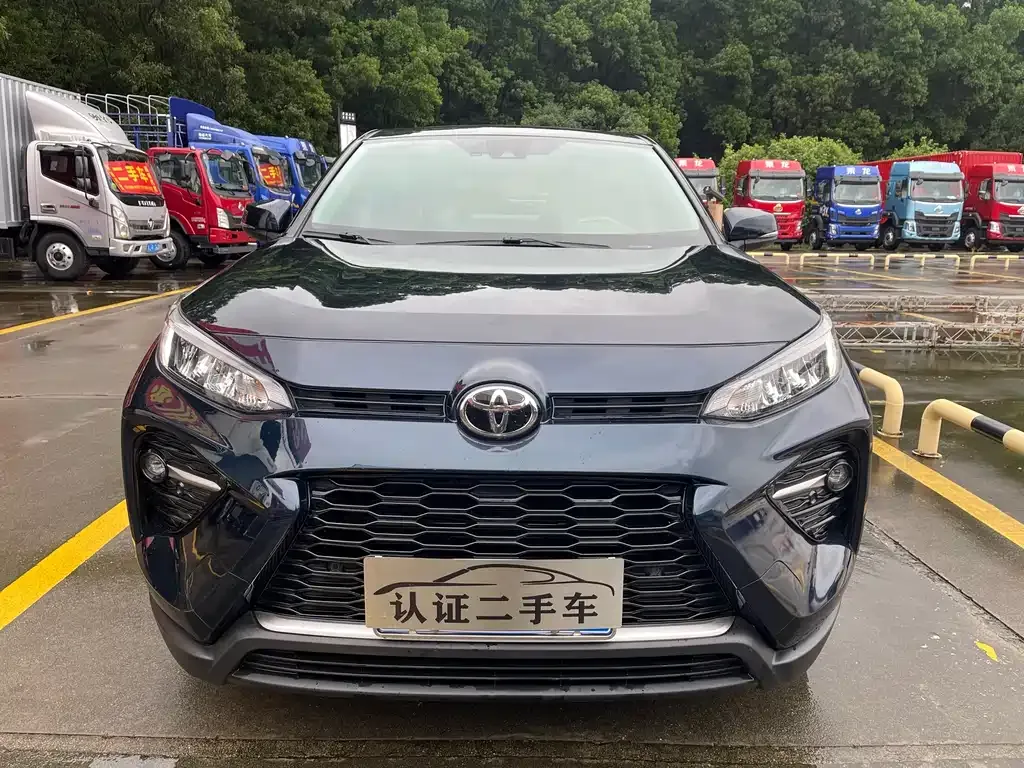 Toyota Wildlander — фото 9