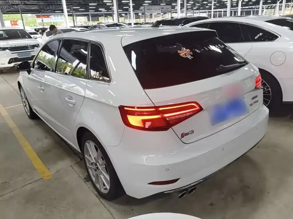 Audi A3 2021 из CN, фото 10