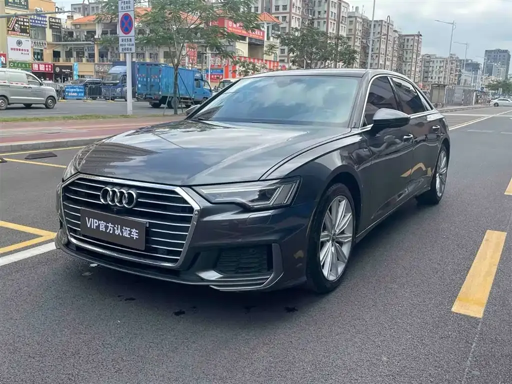 Audi A6L — фото 7