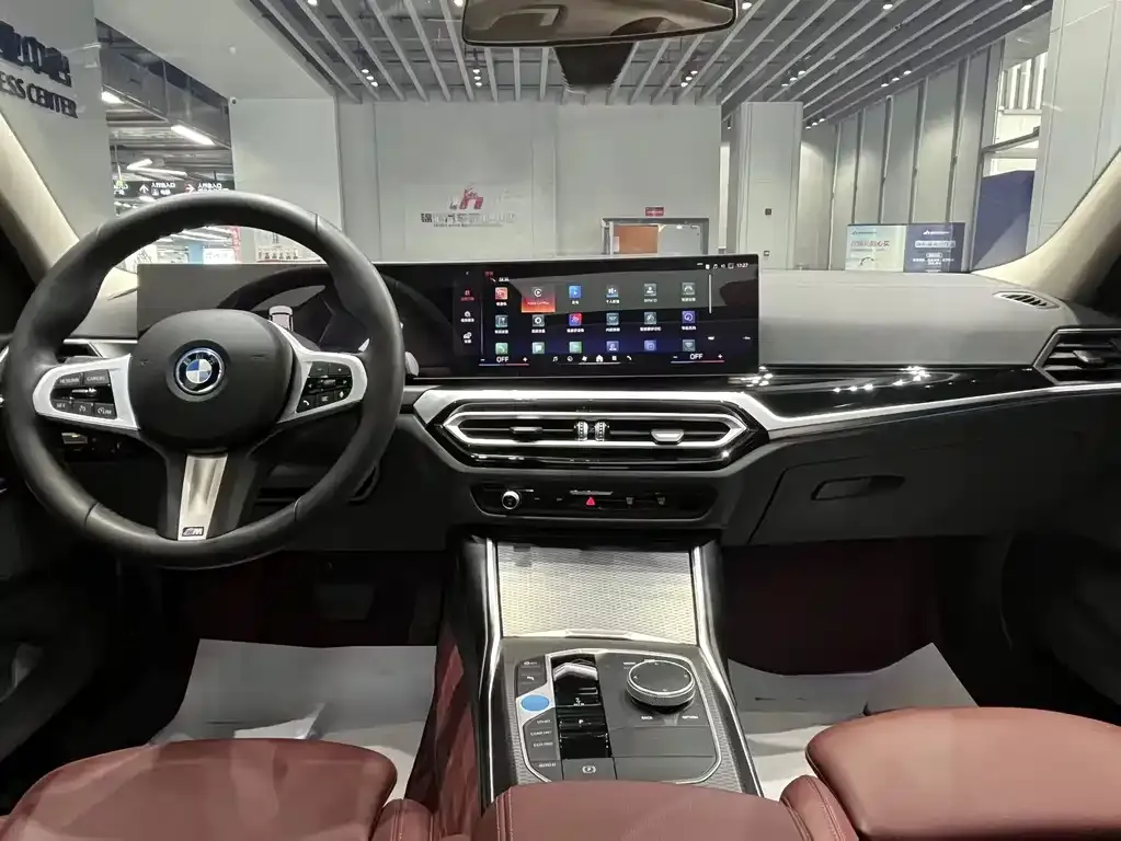 BMW i3 2024 из CN, фото 9