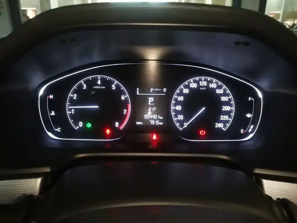 Honda Accord — фото 6