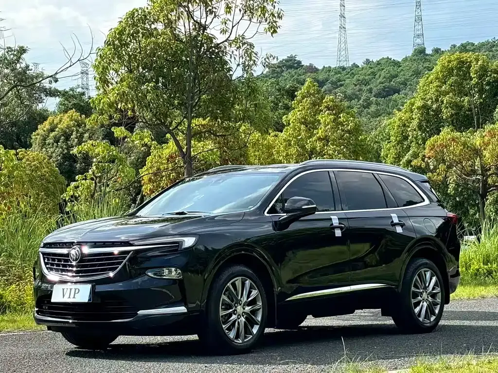 Buick Enclave — фото 1