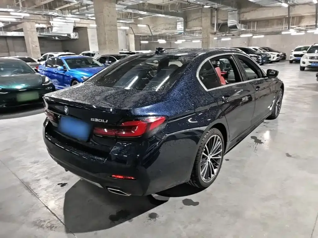 BMW 5 Series — фото 4