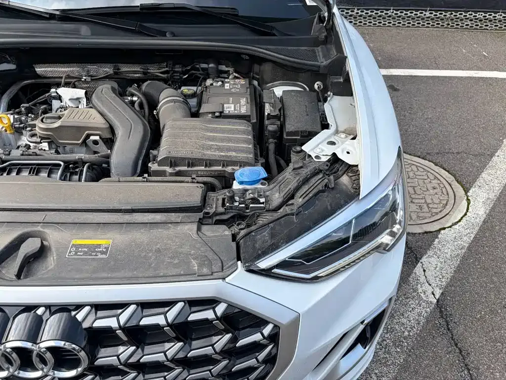 Audi Q3 — фото 5