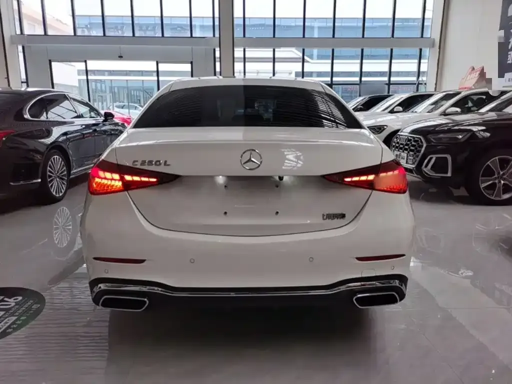 Mercedes-Benz C-Class — фото 10