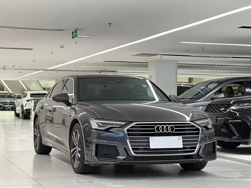 Audi A6L — фото 7