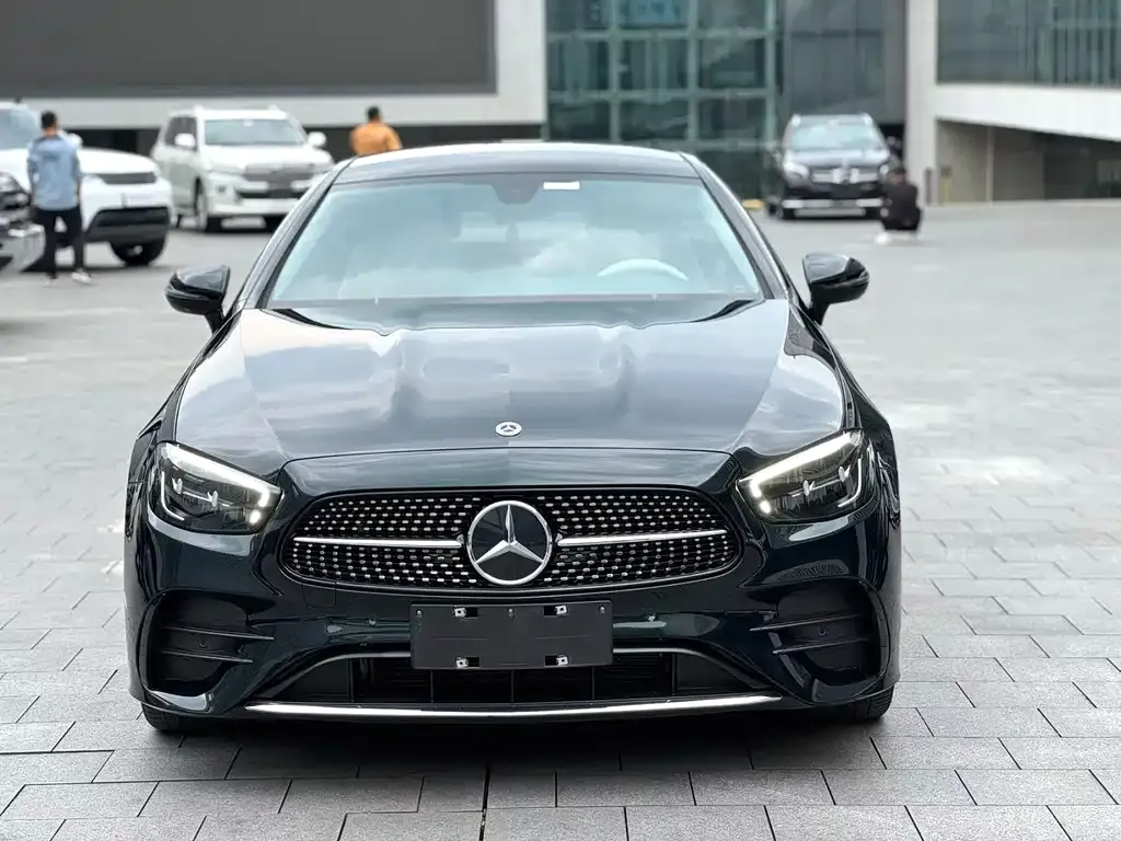 Mercedes-Benz E-Class (Import) — фото 3