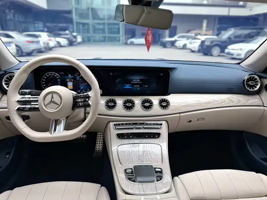 Mercedes-Benz E-Class (Import) — фото 2