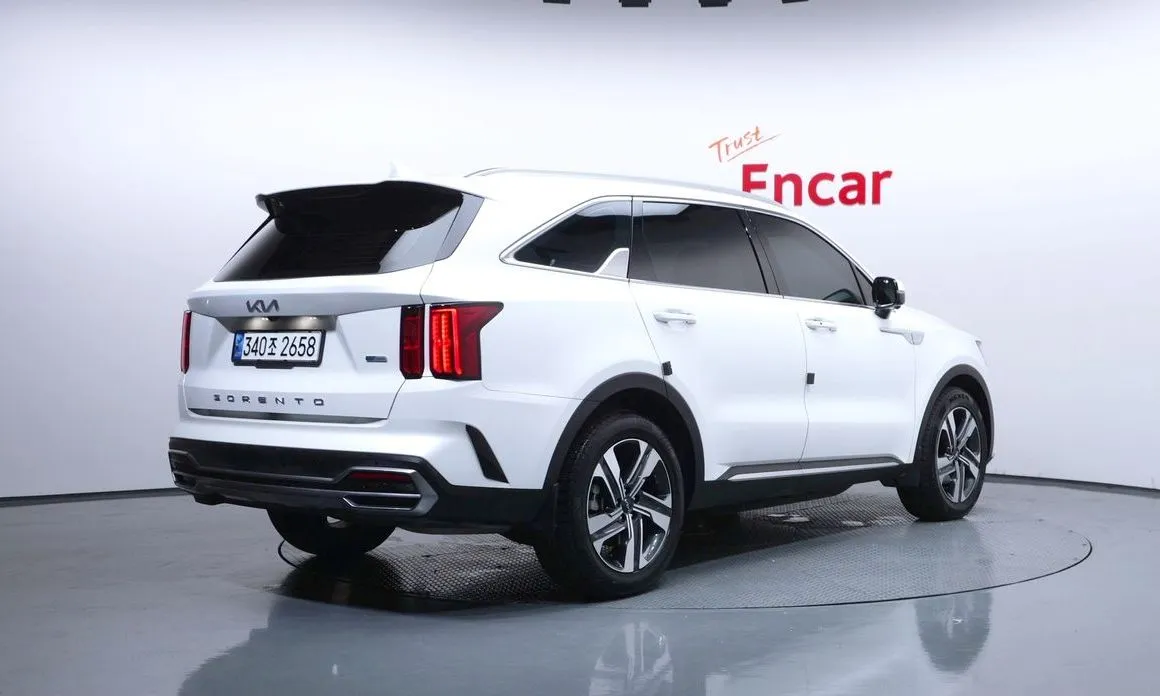 Kia Sorento — фото 3