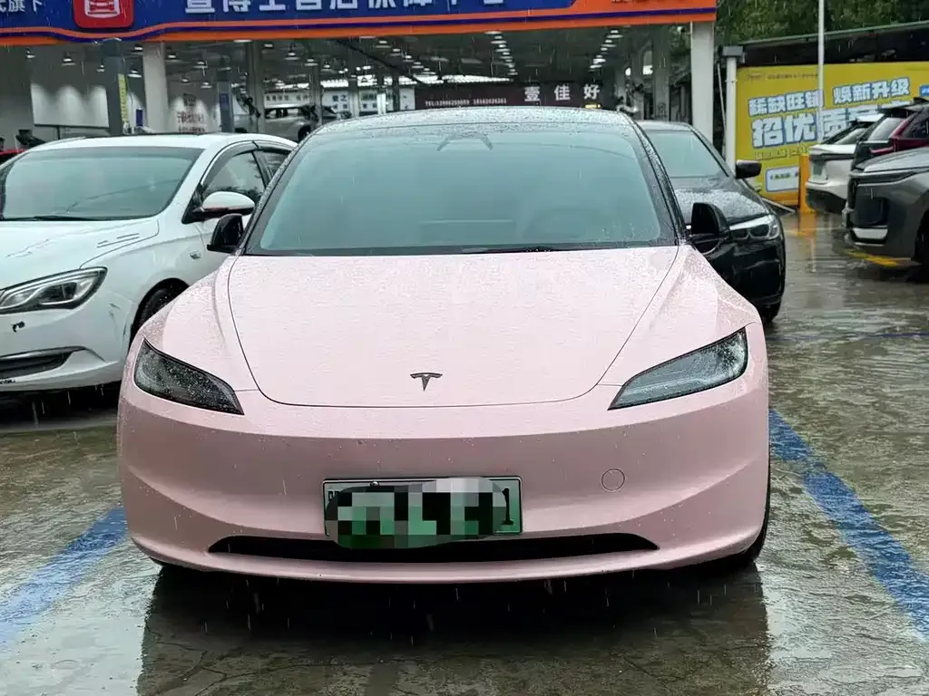 Tesla Model 3 — фото 6
