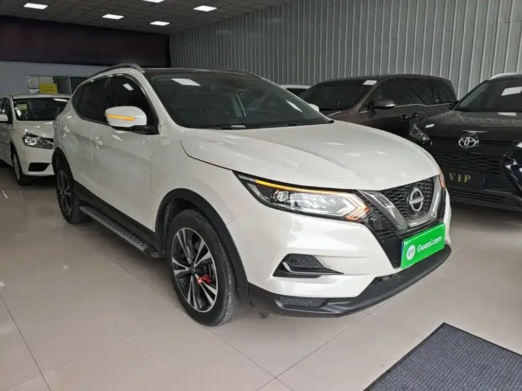 Nissan Qashqai — фото 5