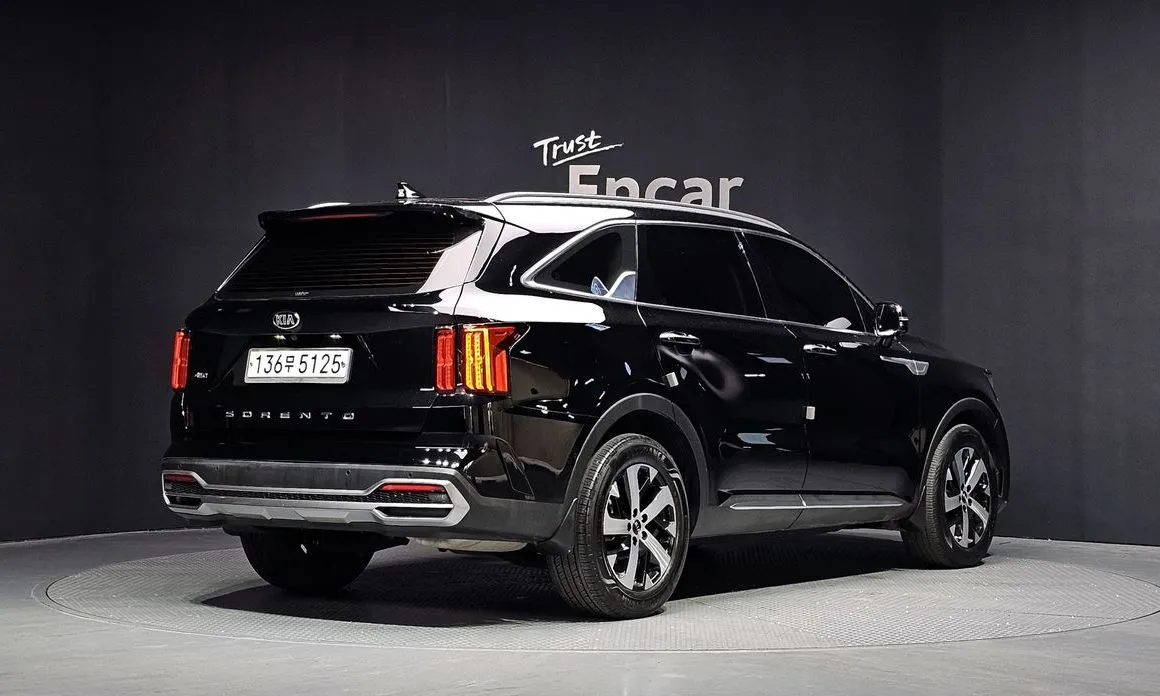 Kia Sorento — фото 9