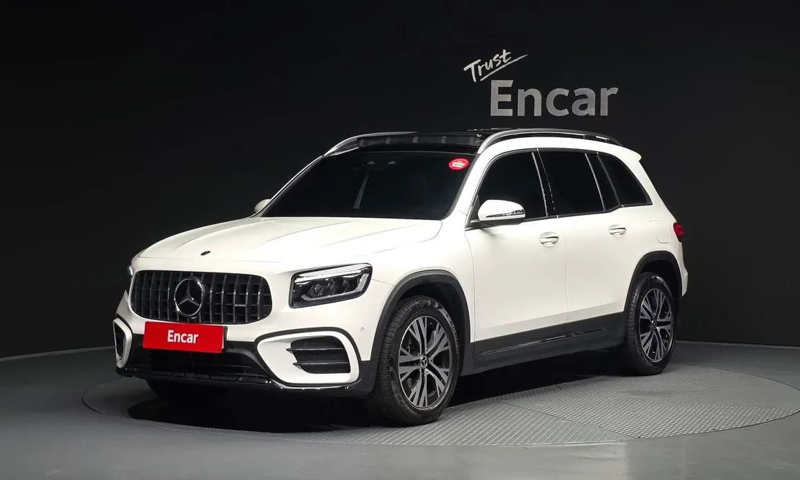 Mercedes-Benz GLB-Class — фото 1
