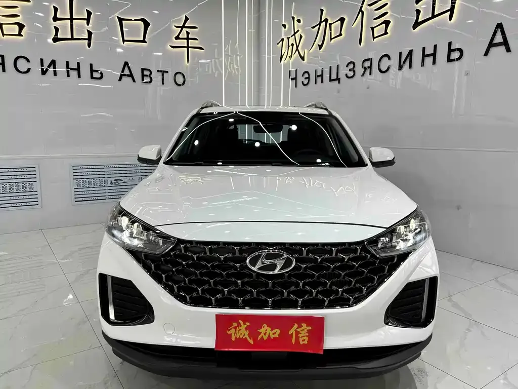 Hyundai ix35 — фото 1