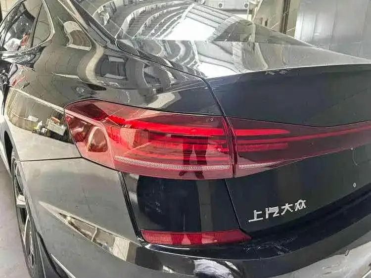Volkswagen Passat — фото 5
