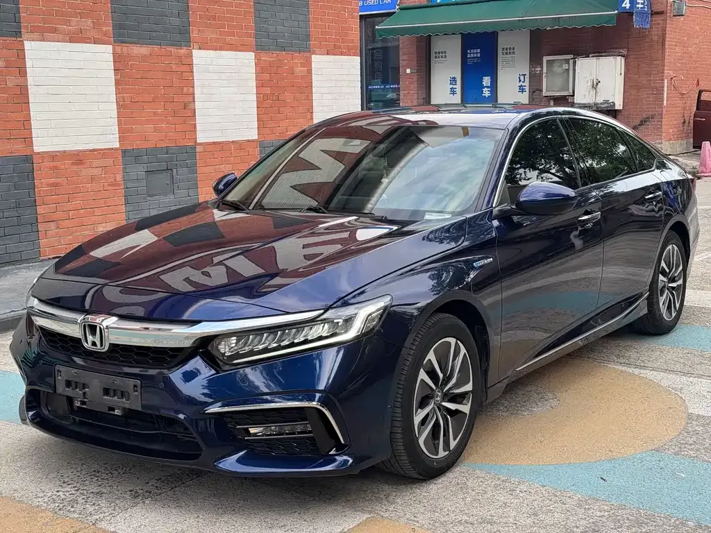 Honda Inspire — фото 1