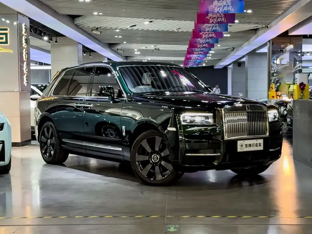 Rolls-Royce Cullinan — фото 7