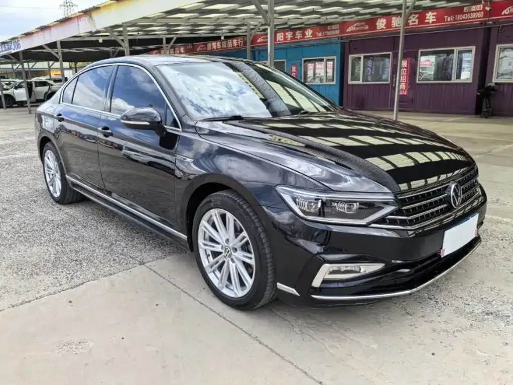 Volkswagen Magotan 2023 из CN, фото 6