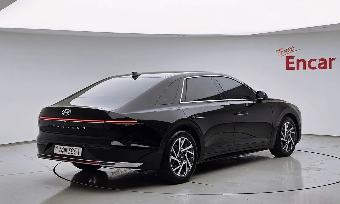 Hyundai Grandeur 2023 из KR, фото 5