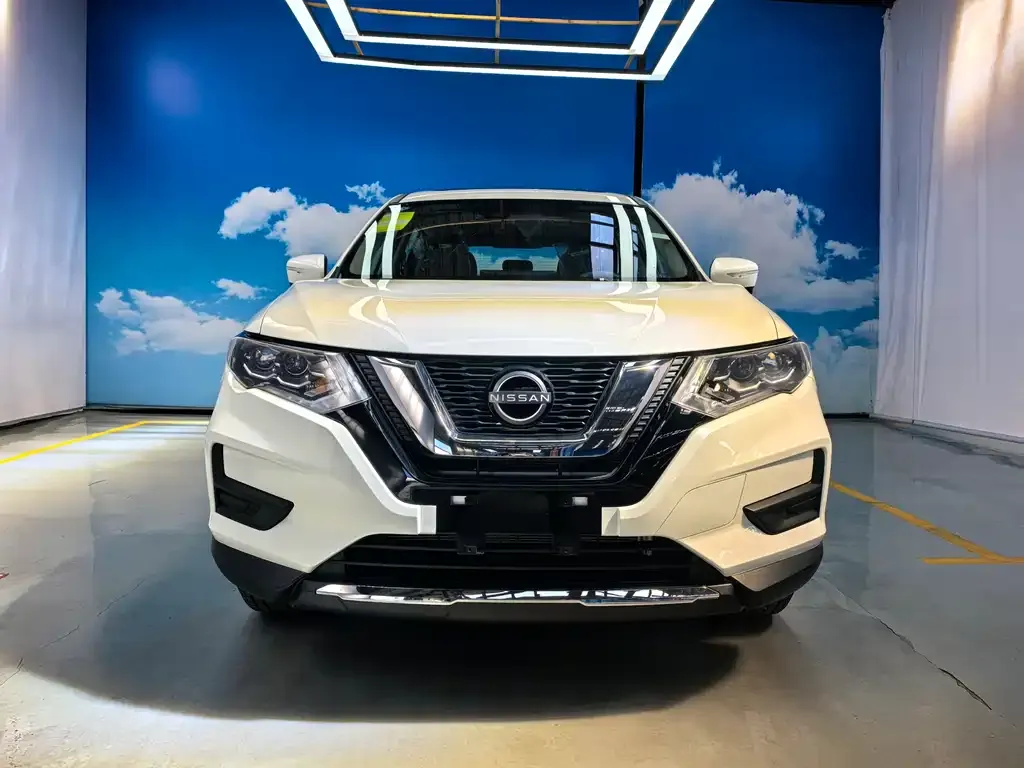 Nissan X-Trail — фото 7