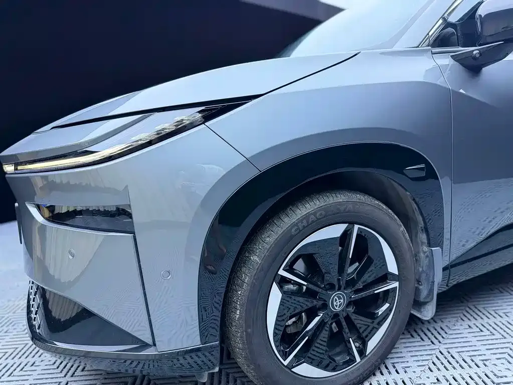 Toyota Platinum 3X — фото 10
