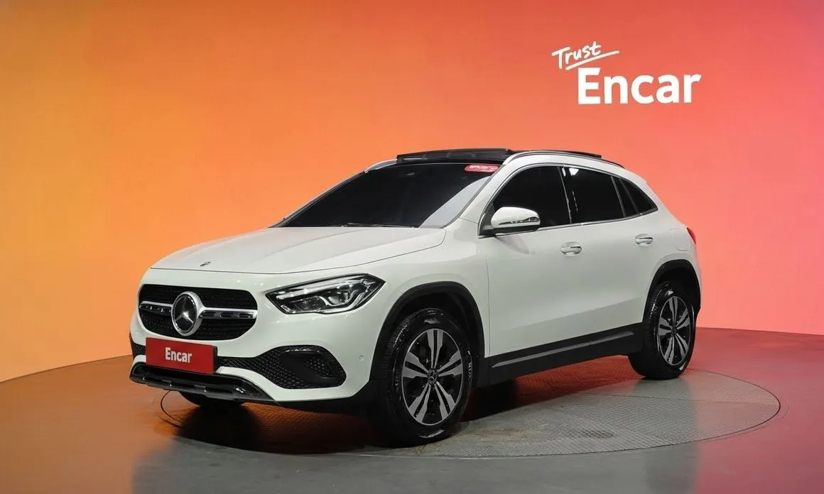 Mercedes-Benz GLA-Class — фото 1