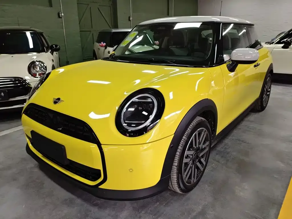 MINI Cooper (3-door) — фото 1