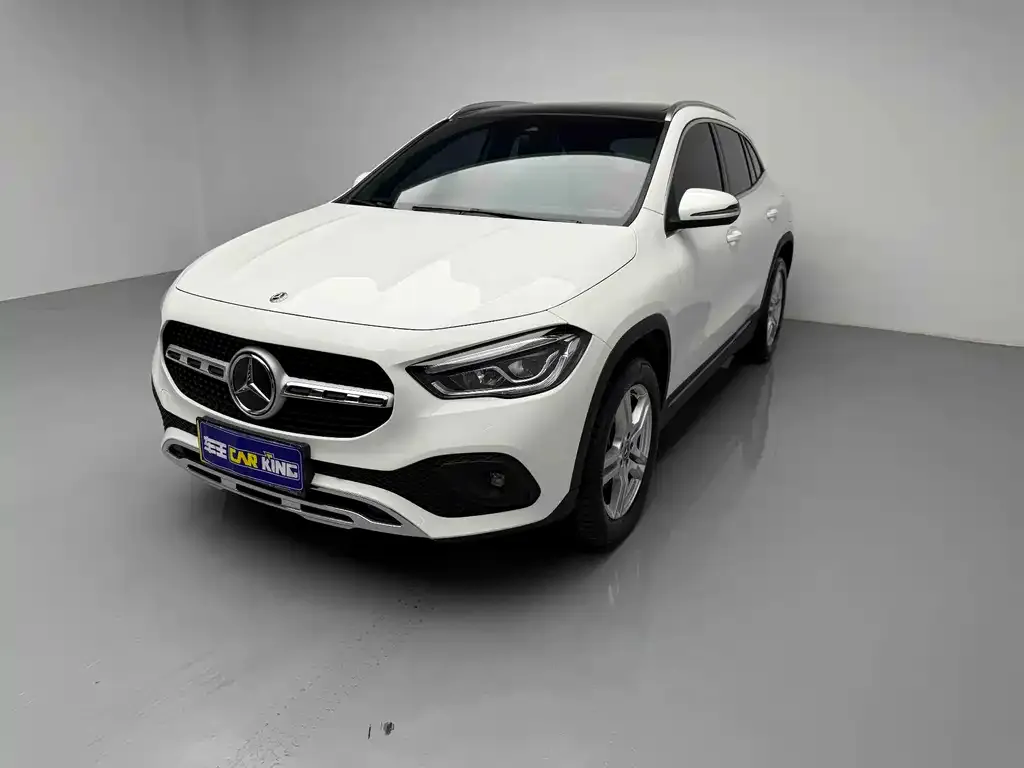 Mercedes-Benz GLA — фото 1