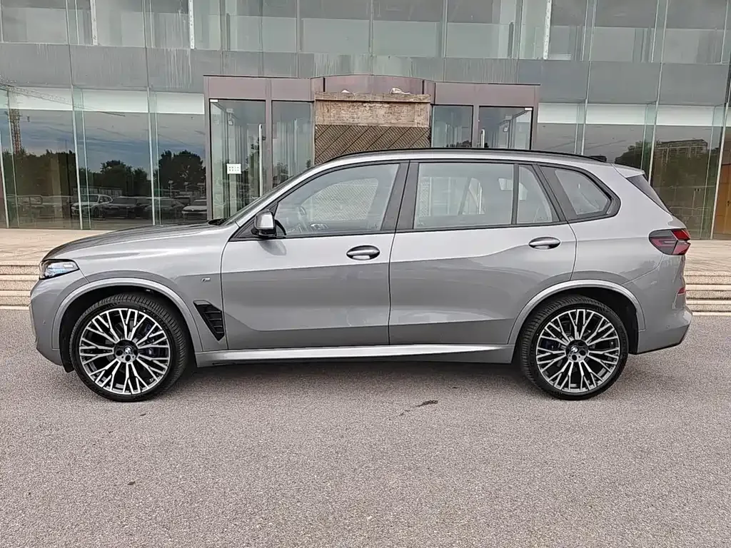 BMW X5 — фото 10