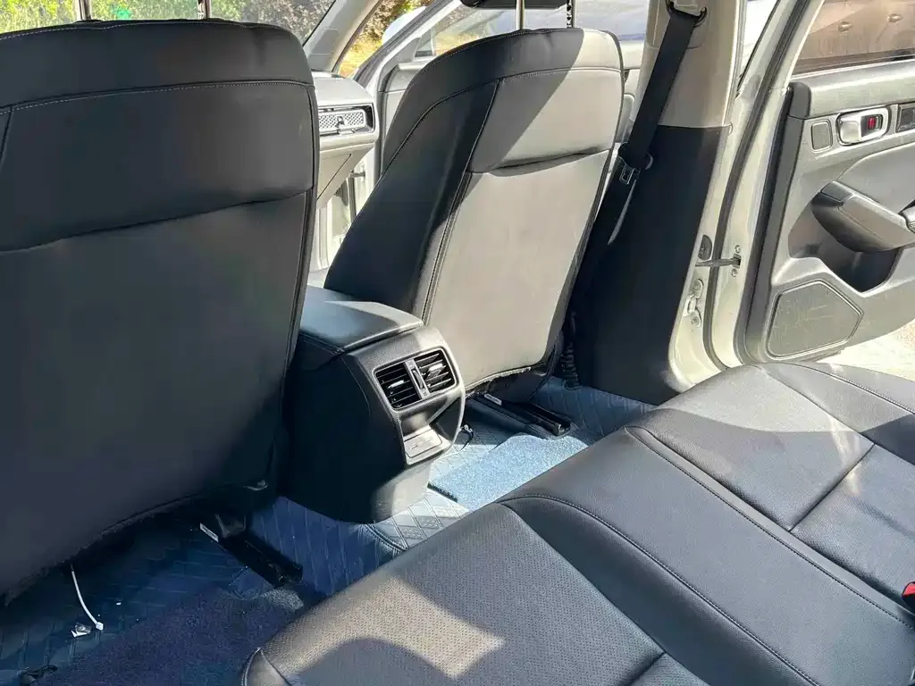 Honda Civic 2023 из CN, фото 3