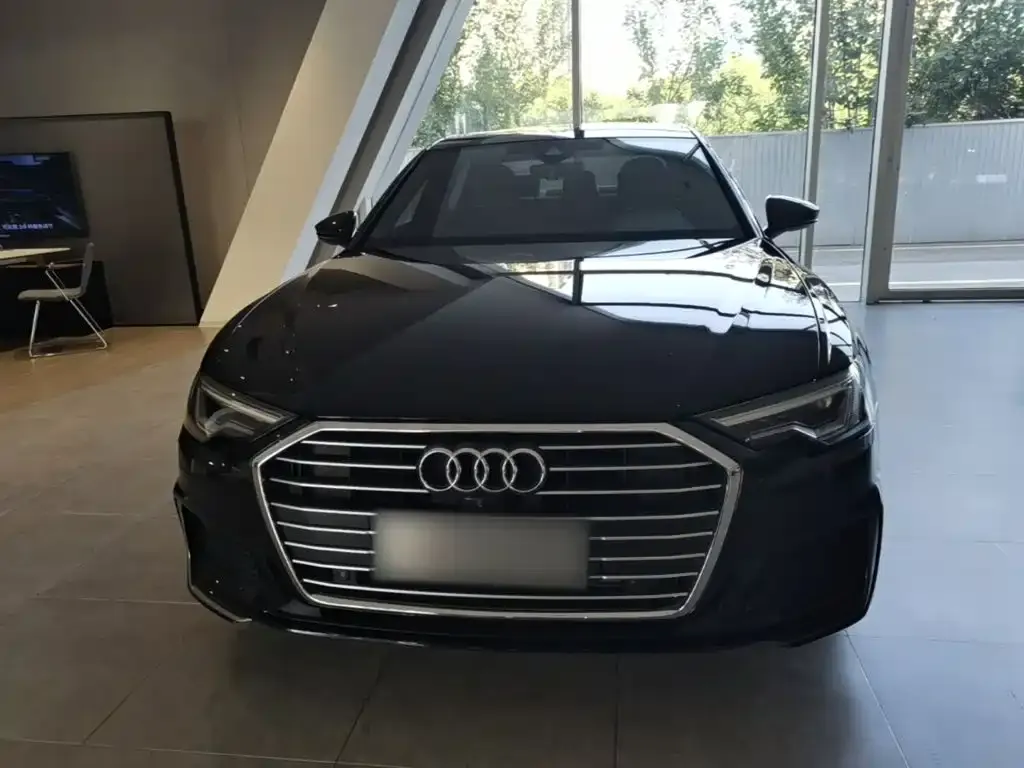 Audi A6L — фото 2
