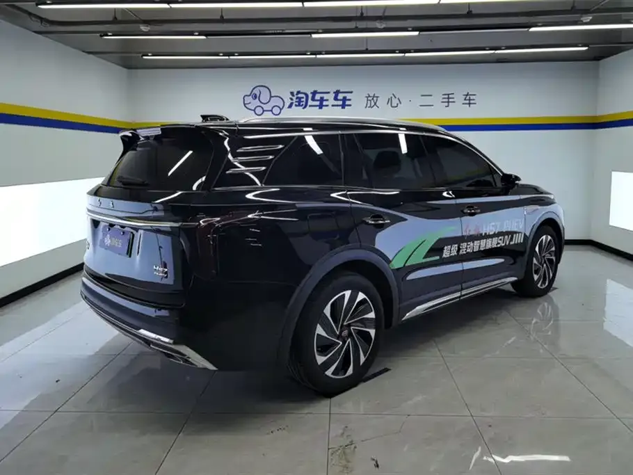 Hongqi HS7 PHEV — фото 2