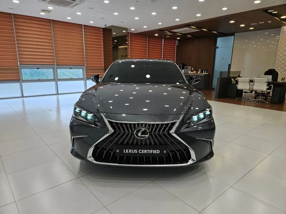 Lexus ES 2025 из KR, фото 8