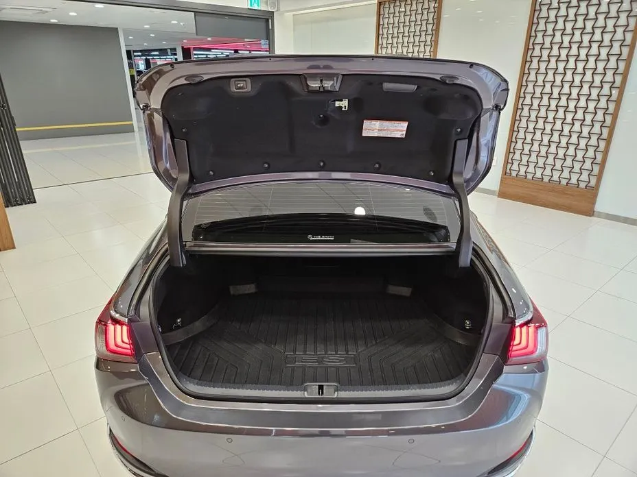 Lexus ES 2025 из KR, фото 4