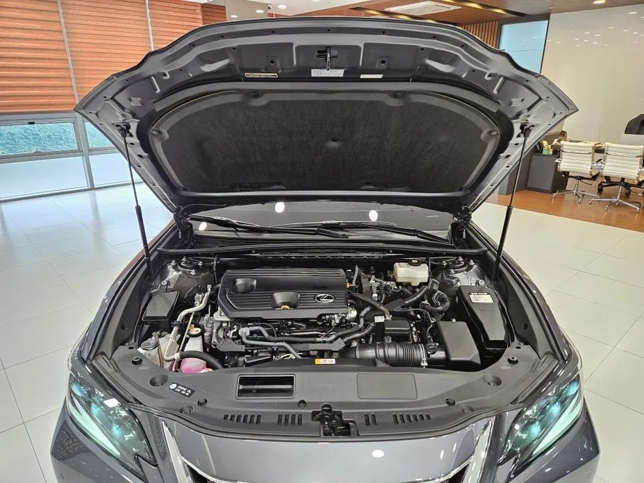 Lexus ES 2025 из KR, фото 9