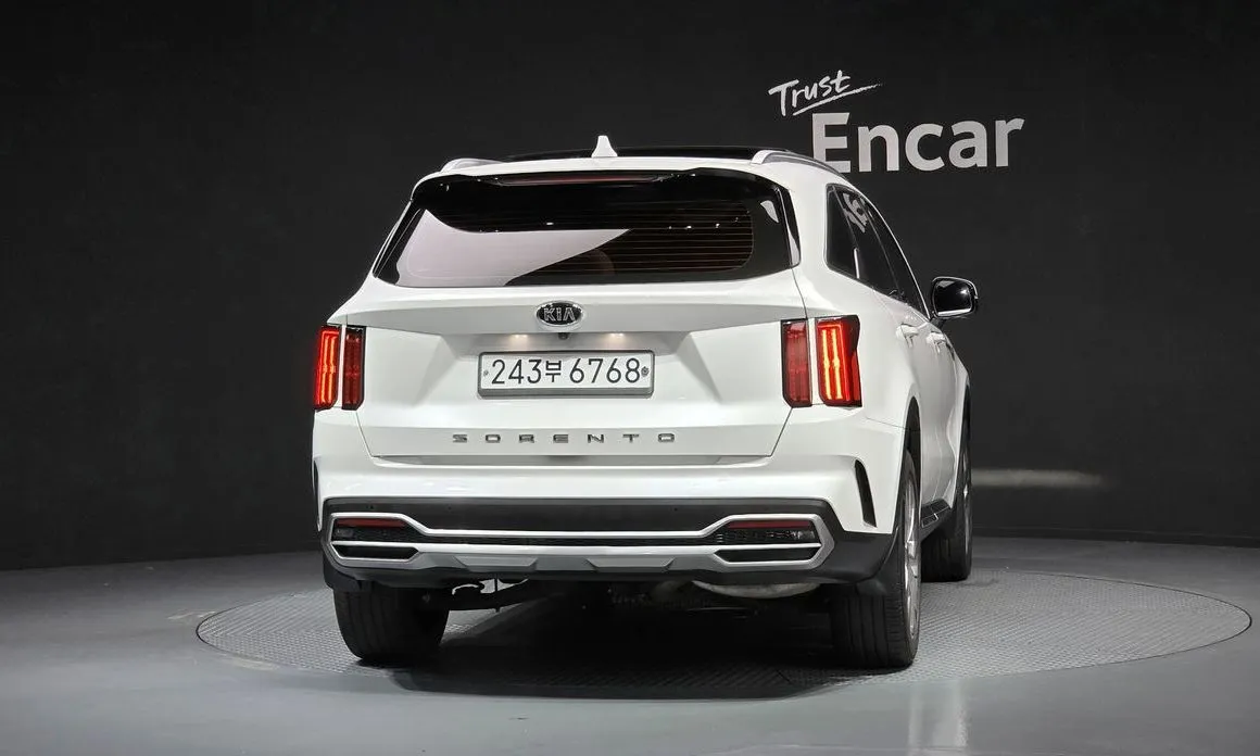 Kia Sorento — фото 3
