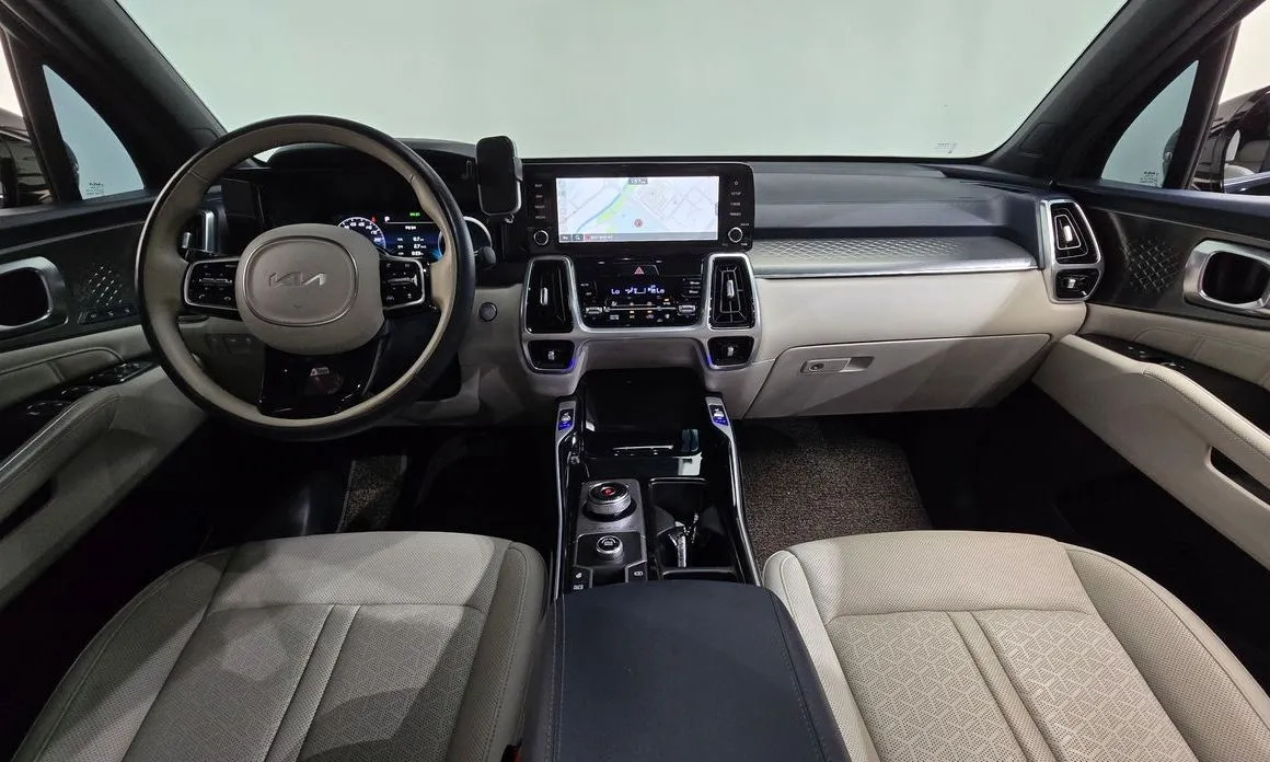 Kia Sorento — фото 8